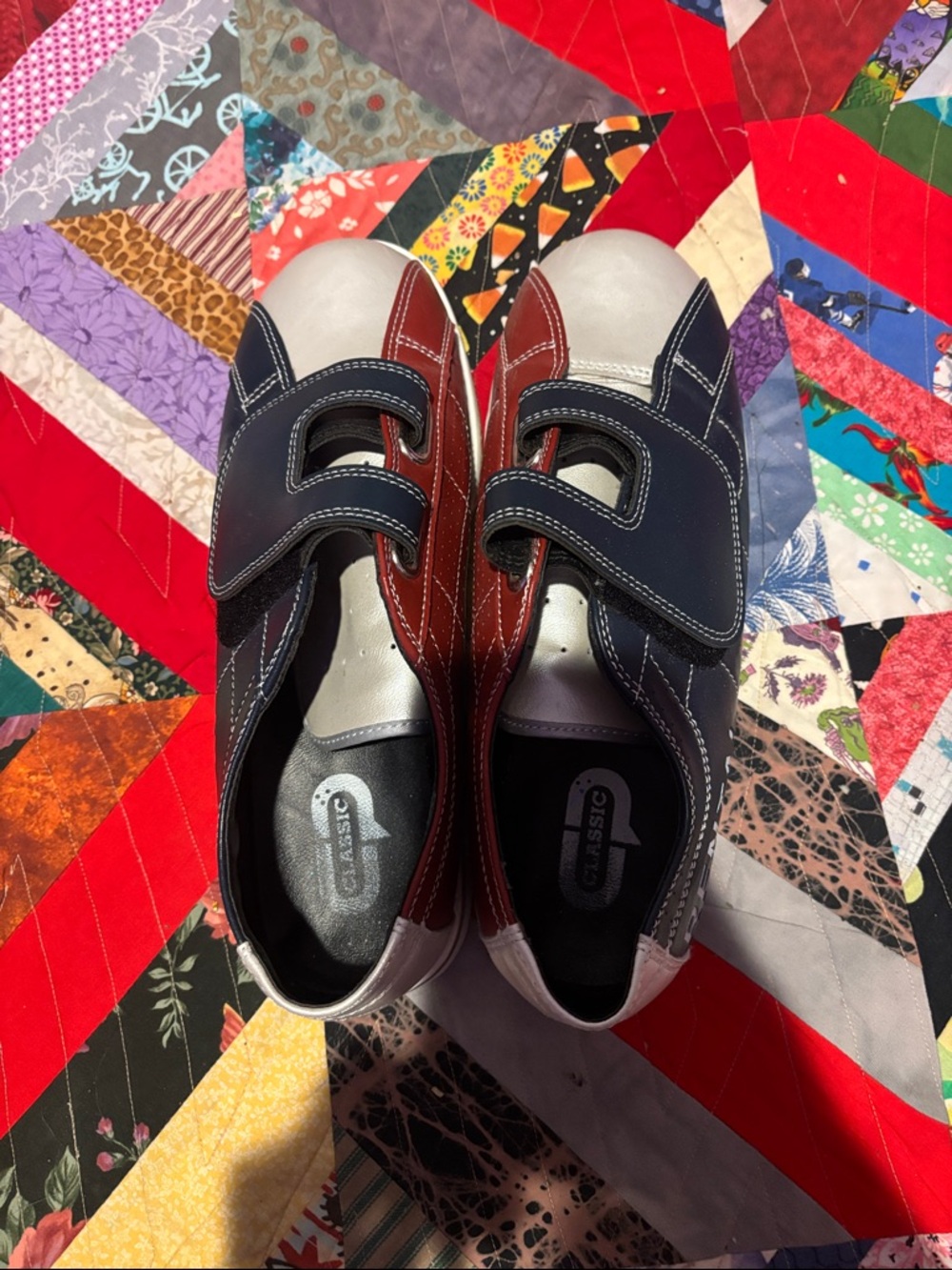 Classic Mens Velcro Sneakers in Navy Red and Silver